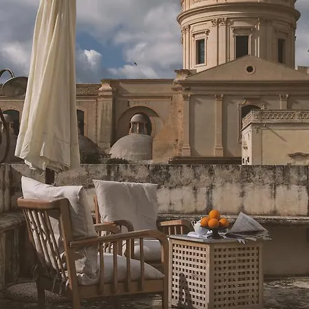 Palazzo Trigona Guest house