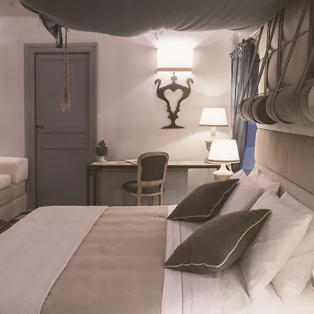 Palazzo Trigona 3*